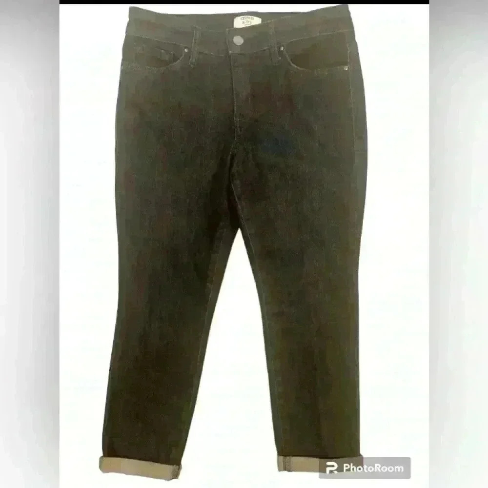 Crown & Ivy dark wash denim capri jeans 8 Petite NWOT
